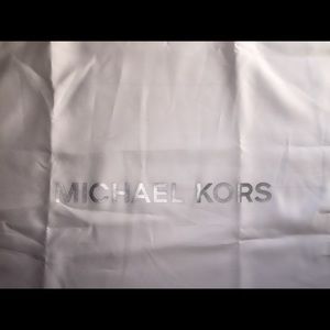 18x18 Michael Kors White duster bag